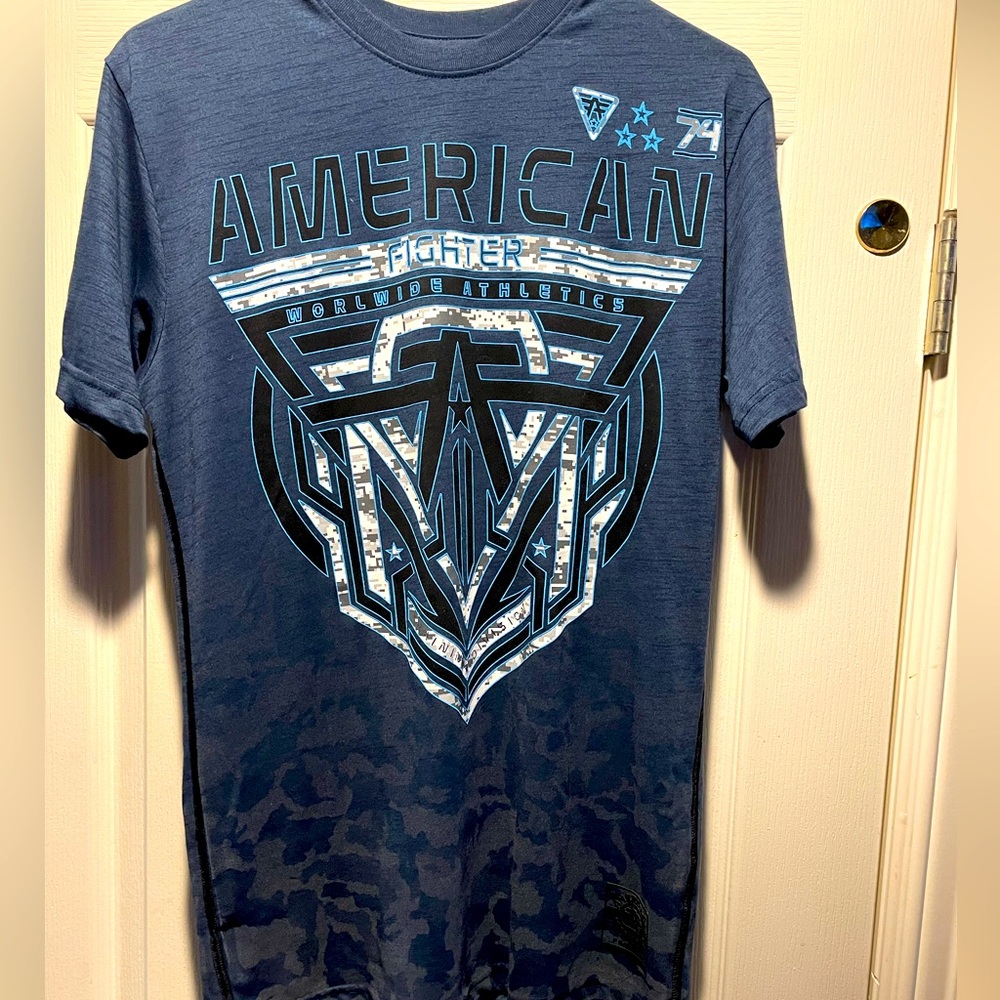 american fighter blue shirt size small never worn
